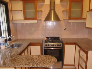 Casa/Dúplex en VENTA 3 ambientes en Quilmes con cochera ¡Excelente Oportunidad!