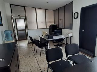 Foto 10 de Oficinas en venta en el centro de armenia