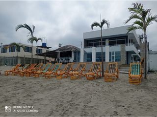 Casa frente al mar, más 2 departamento Tonsupa Atacames Playa Azul