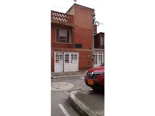 Foto 2 de VENTA CASA FUNZA- ESQUINERA. 227M2