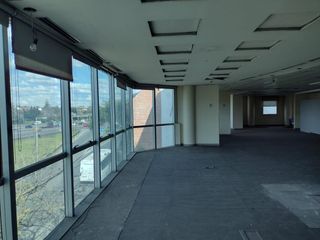 Foto 5 de Edificio de oficinas en alquiler en 2do piso sobre colectora Panamericana, Vicente López