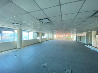 Foto 6 de Edificio de oficinas en alquiler en 2do piso sobre colectora Panamericana, Vicente López