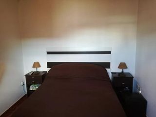 Dúplex en venta - 2 dormitorios 2 baños - cochera - 113mts2 - Los Hornos, La Plata