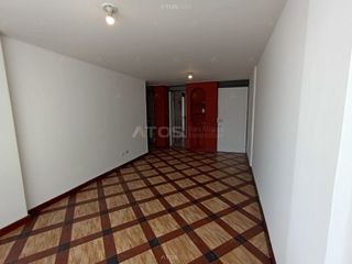 Foto 1 de apartamento en venta en edificio canapro barrio rosales. Cod V5303