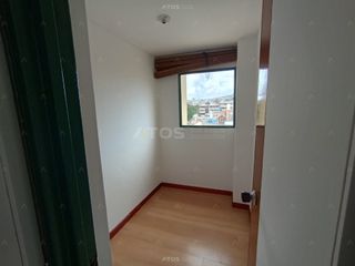 Foto 10 de apartamento en venta en edificio canapro barrio rosales. Cod V5303