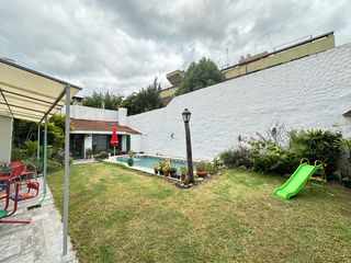 Venta Casa en Villa del parque, 8 x 37,50