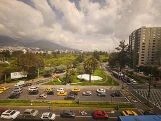 Vendo Departamento al Norte de Quito - La Carolina