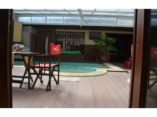 Foto 15 de Chalet con piscina y quincho. Zona San Jose.