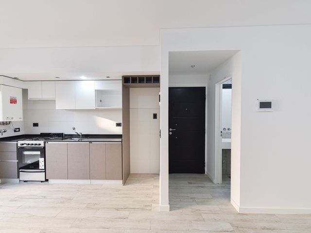 VENTA DEPARTAMENTO 2 AMBIENTES C/BALCON Y PARRILLA