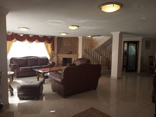 Foto 4 de Venta de Casa Amoblada en Quito