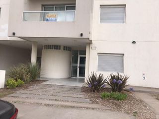Foto 2 de Departamento en Aldea del Este, a una cuadra del mar.