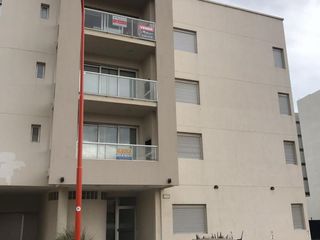 Foto 3 de Departamento en Aldea del Este, a una cuadra del mar.