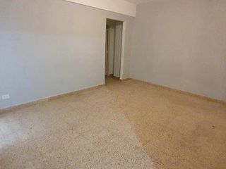 Foto 2 de Villa Urquiza - 1 dormitorio, 1 baño, - Departamento APTO PROFESIONAL c/ guarda coche cubierto