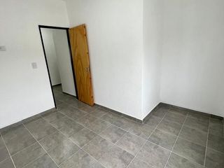 Dúplex en venta - 2 Dormitorios 2 Baños - Cochera - 130Mts2 - La Plata