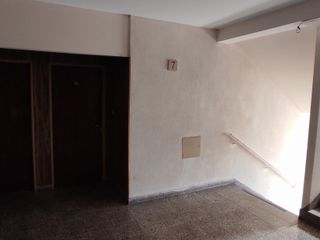 Foto 1 de VENDO DEPTO 4 AMBIENTES EN EDIF REPUBLICA (NECOCHEA)