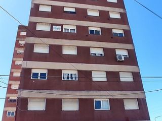 Foto 8 de VENDO DEPTO 4 AMBIENTES EN EDIF REPUBLICA (NECOCHEA)