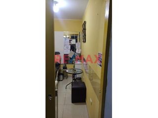 Foto 2 de 🔝 ¡Comodidad Y Ubicación Ideal! Venta De  Departamento Con Cochera🚗 Y Ascensor 🔑🏢2Do Piso Miraflores Castilla