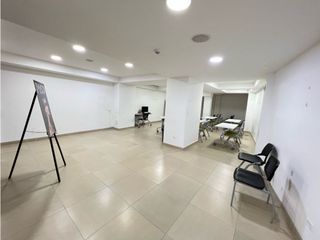 Se Vende Edificio Sector - Fundadores