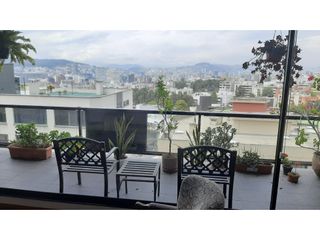 Quito Tenis, en arriendo hermoso departamento amoblado con 2 balcones