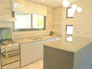 Foto 7 de Casa PH en venta en Costa del Este