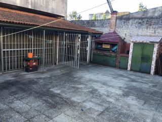 Foto 5 de CASA DE 6 AMB. LOTE PROPIO FRANCO AL 3400 V. DEVOTO