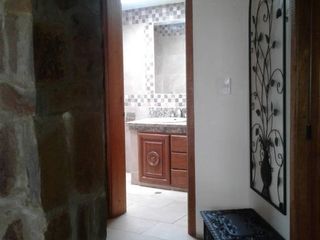 Foto 8 de VENTA-Casa con Vista Al Lago Vía a Las Cochas en Guaranda/ Urbec 19URB057
