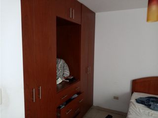 VENDO CASA DE 4 PISOS C/COCHERA EN URB. NARANJAL - SMP