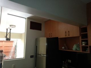 VENDO CASA DE 4 PISOS C/COCHERA EN URB. NARANJAL - SMP