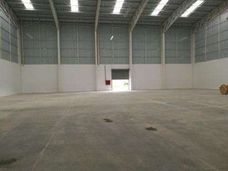 Foto 5 de ARRIENDO BODEGA PIFO 1000M2, INDUSTRIAL