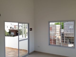 Departamento Tipo Casa en venta en Berazategui Oeste