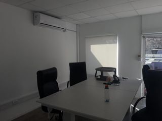 Oficina/Casa - Parque Patricios - Venta - 340m2 - 200 m2 cubiertos