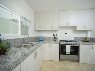 Foto 8 de Casa de venta de lujo a estrenar en urb. Privada Casalaguna- Brisana