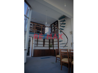 Foto 8 de 🏡 Descubre la casa de tus sueños en una de las zonas más exclusivas de Chiclayo! Te presentamos esta majestuosa propiedad ubicada en Pasaje  Miraflore