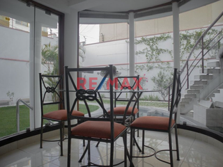 Foto 5 de 🏡 Descubre la casa de tus sueños en una de las zonas más exclusivas de Chiclayo! Te presentamos esta majestuosa propiedad ubicada en Pasaje  Miraflore