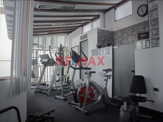 Foto 10 de 🏡 Descubre la casa de tus sueños en una de las zonas más exclusivas de Chiclayo! Te presentamos esta majestuosa propiedad ubicada en Pasaje  Miraflore