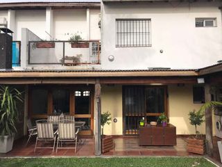 Foto 8 de Casa en venta en Quilmes Oeste