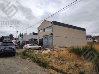 Oportunidad en Venta , Local comercial y Galpón en de Dos Pisos, excelente ubicación en Bariloche