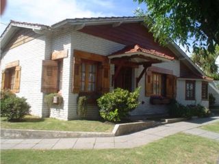 Foto 24 de CHALET 4 AMB CON DEP Y GARAGE DOBLE