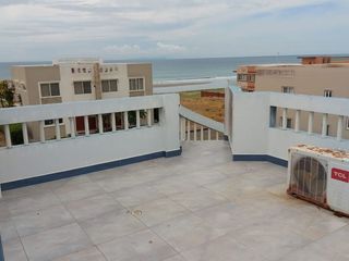 Se Vende Casa Cerca del Mar y Frente al Mar en Montecristi