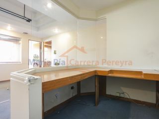 Venta de Oficina de 135 m2 en Recoleta barrio norte Riobamba y Juncal