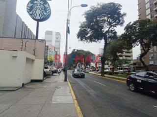 Foto 13 de 🏡 ALQUILO DEPARTAMENTO TOTALMENTE AMOBLADO – 1 HABITACIÓN – LINCE / AV. AREQUIPA CDRA. 13 – PISO 11
📍 Ubicación inmejorable en Lince, sobre Av. Arequ