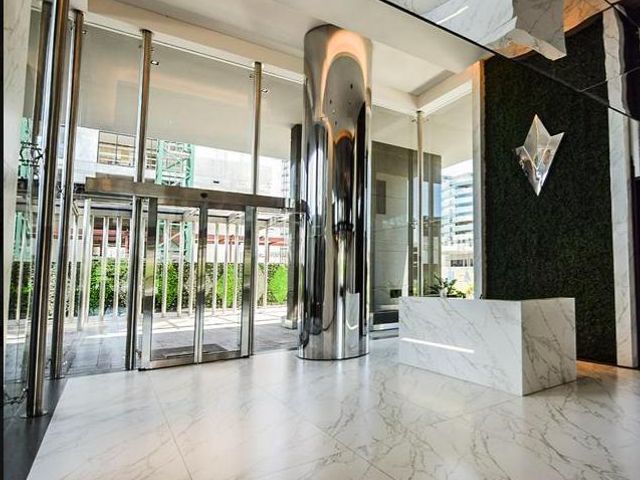 VENTA DE HERMOSO 2 AMBIENTES A ESTRENAR CON COCHERA -TORRE LINK TOWERS