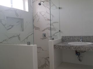 Foto 16 de Venta de Casa Modelo Acuarela en Urb. Casa Laguna, Vía a Samborondon.