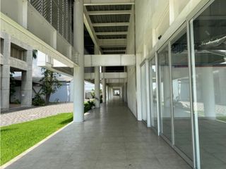 Foto 19 de LOCAL COMERCIAL EN ALQUILER – AV. DE LAS AMÉRICAS, GUAYAQUIL