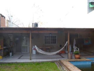 Casa en venta - 3 dormitorios 1 baño - 400mts2 - City Bell, La Plata