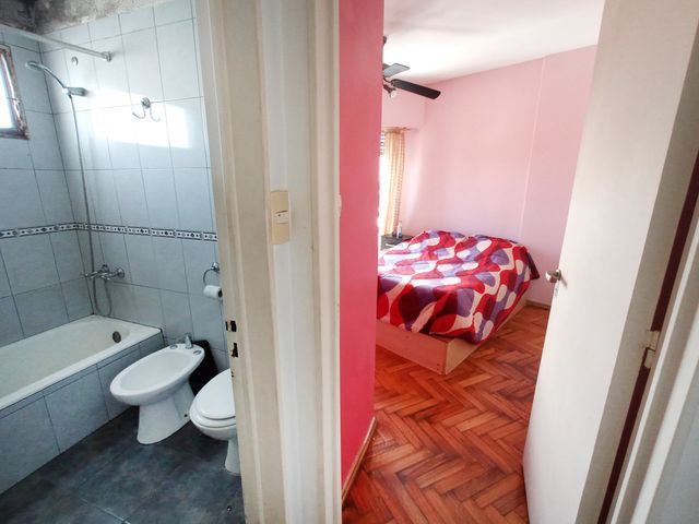 DEPARTAMENTO VENTA Pque. CHACABUCO 3 AMB BALCON