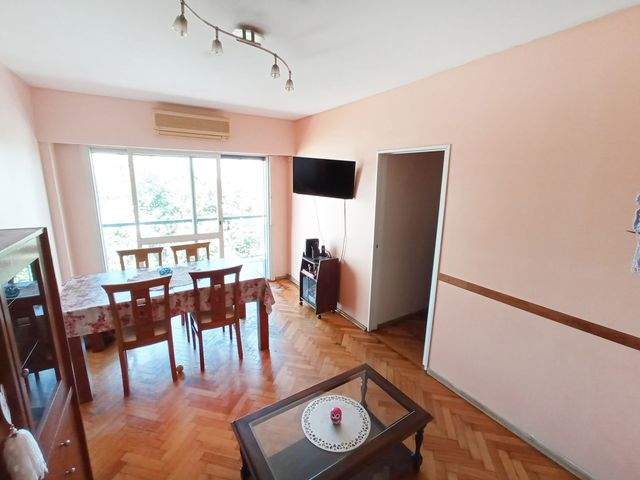 DEPARTAMENTO VENTA Pque. CHACABUCO 3 AMB BALCON