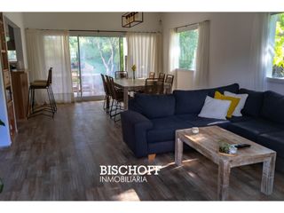 Foto 10 de ALQUILER TEMPORARIO CASA CON PILETA EN BARRIO NAYADES PINAMAR
