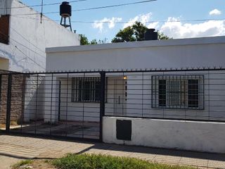 Casa Alquiler  Cavia y Baigorria- Rosario