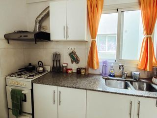 Departamento en venta - 2 dormitorios 1 baño - Cochera - 70 mts2 - La Plata [FINANCIADO]